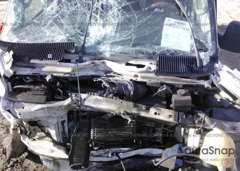 2005 Ford E-150 Recreational/Commercial from USA, damaged, VIN 1FTRE14W75HA03712